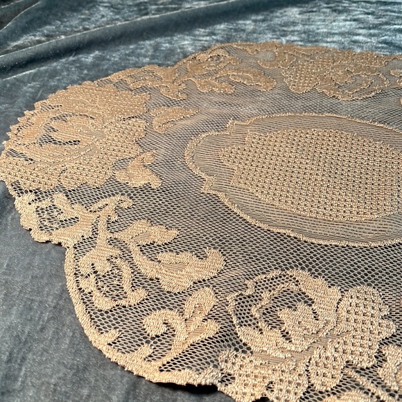 Brown Doily - Picture 2 of 2